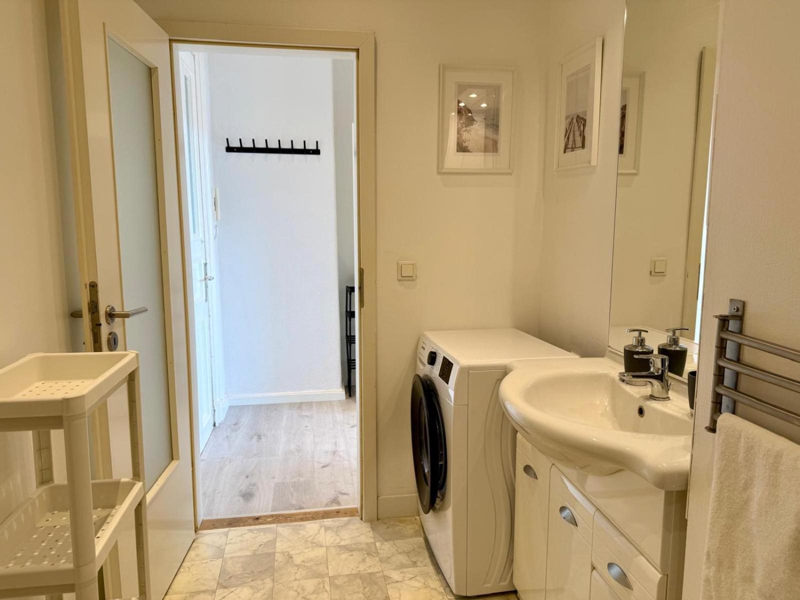 Tt Living Apartments Bonitas & Divinitas I 2 Schlafzimmer I Kueche I Vollbad I Waschmaschine Rellingen Exteriér fotografie